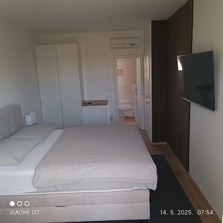Marko Rooms Krk Town Bagian luar foto
