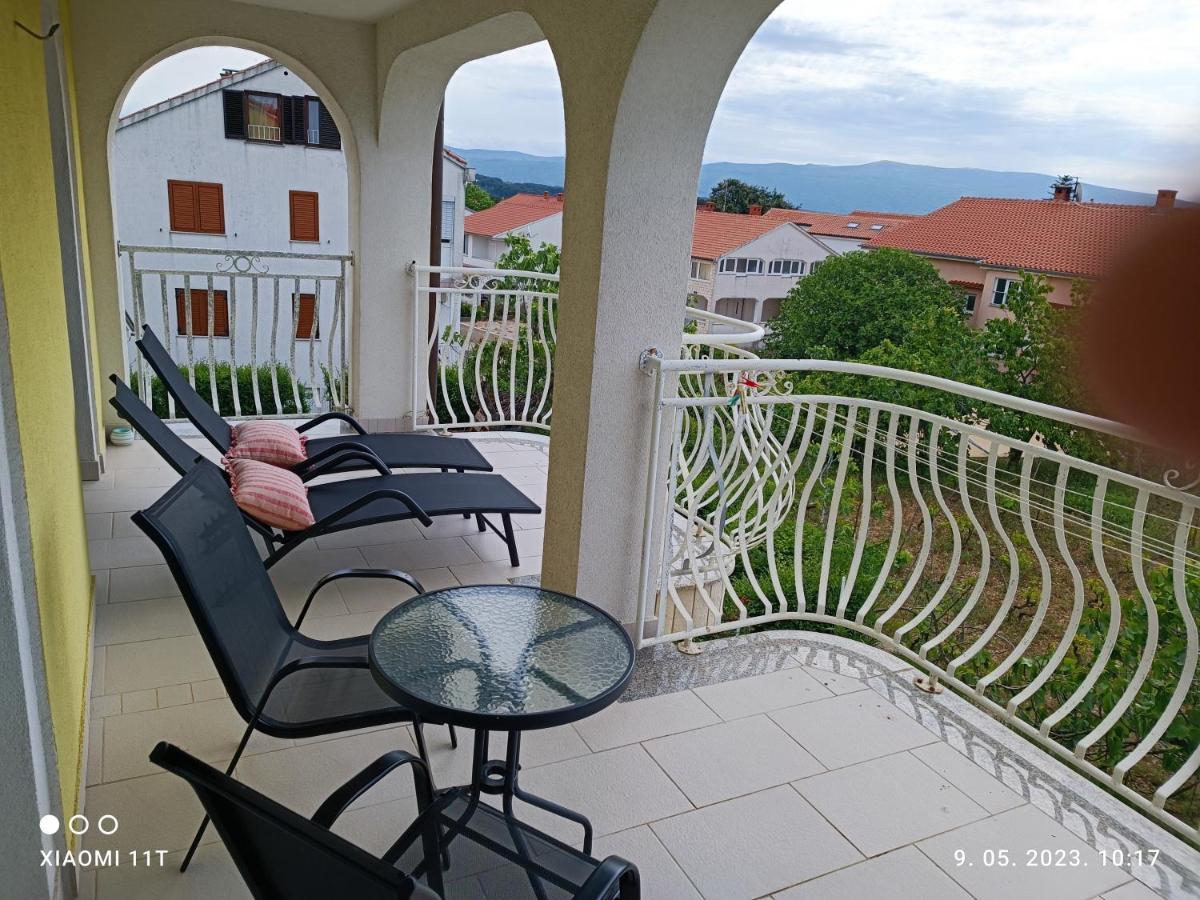Marko Rooms Krk Town Bagian luar foto