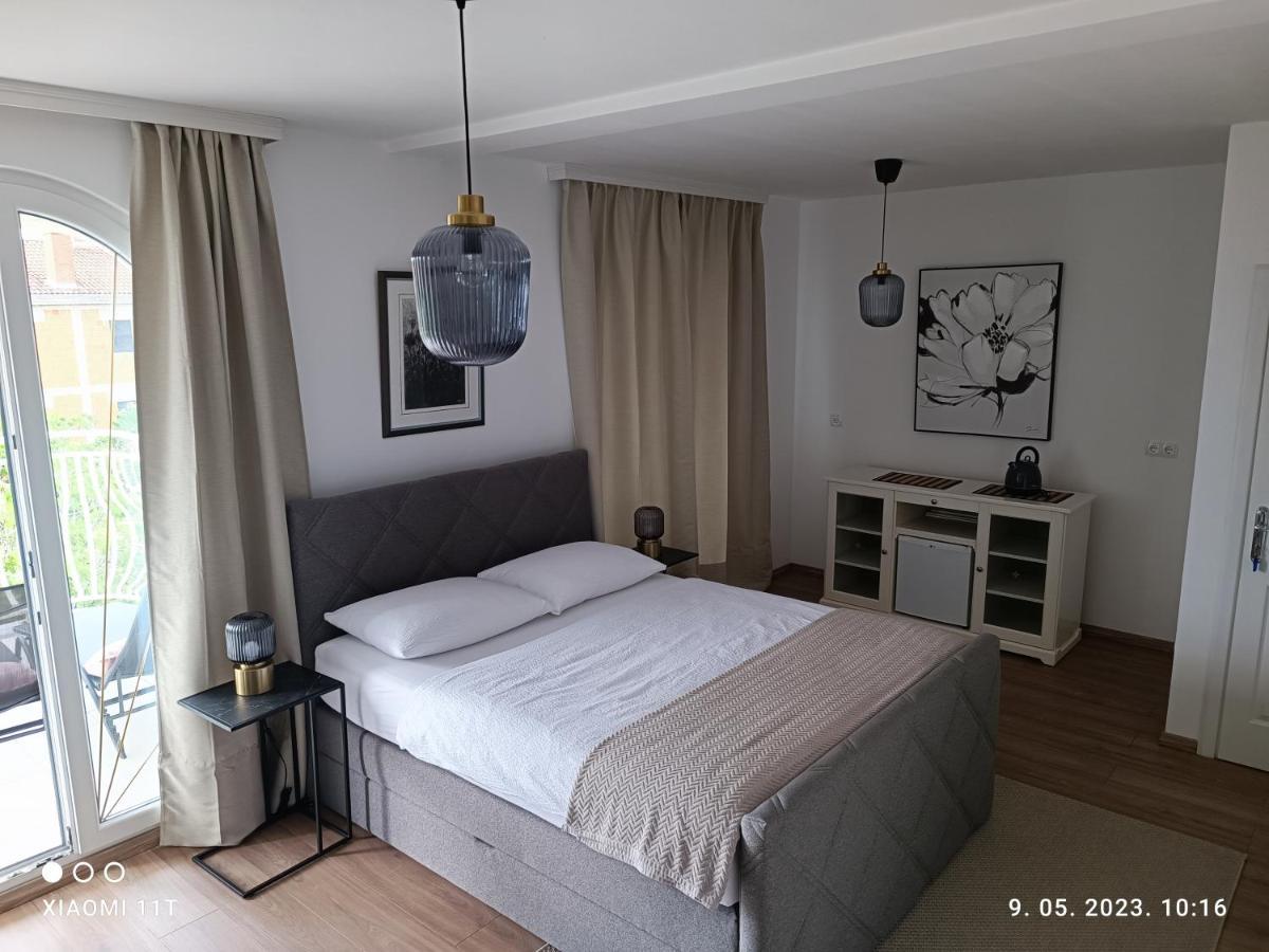 Marko Rooms Krk Town Bagian luar foto