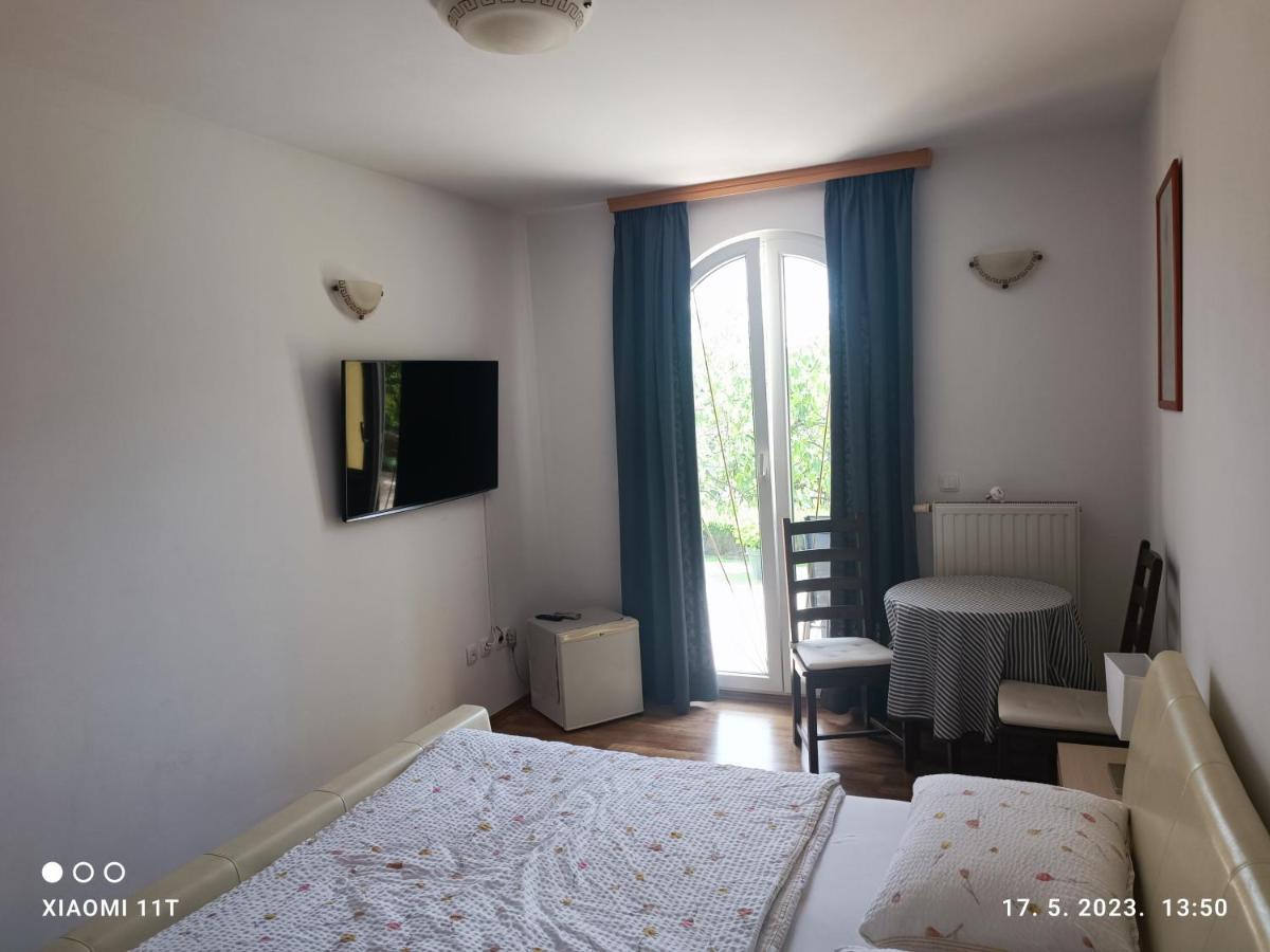 Marko Rooms Krk Town Bagian luar foto